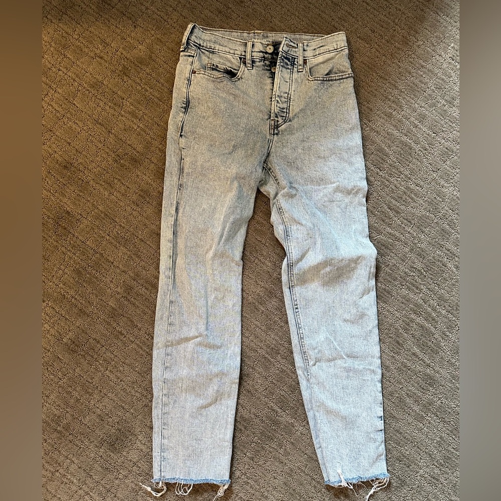 Barely Worn Old Navy Ski-High Straight Ripped Acid Wash Jeans